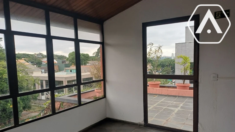 PRÉDIO CORPORATIVO NA V HAMBURGUESA -  VENDA E LOCAÇÃO