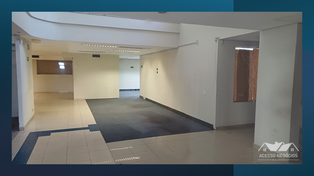 PONTO COMERCIAL MULTIUSO - 700 M²  - COM ELEVADOR  - 17 VAGAS - D913