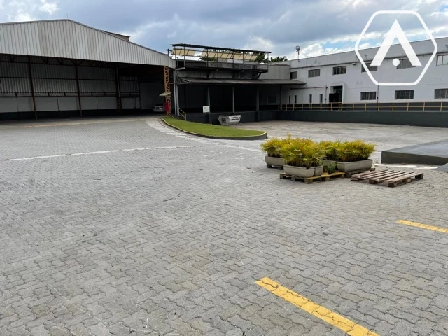 GALPÃO MONOUSUÁRIO NA V LEOPOLDINA - LOCAÇÃO  ABL  7688M²