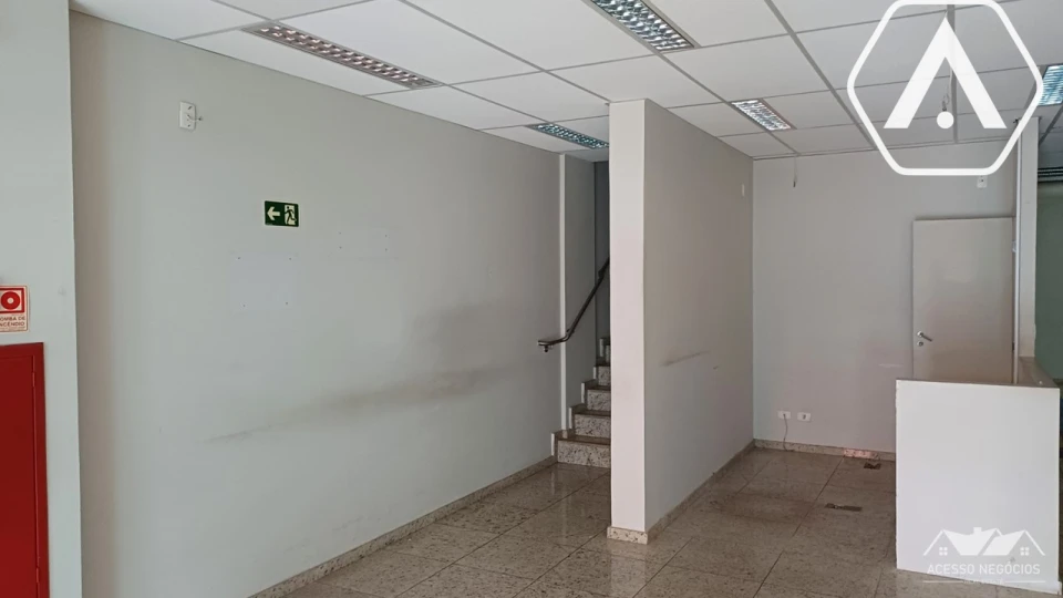 IMOVEL COMERCIAL NO ALTO DE PINHEIROS - LOCAÇÃO  - 569 M²