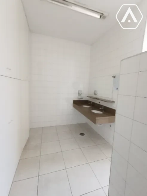 Imagens do imóveis IMOVEL COMERCIAL MULTIUSO - LOCAÇÃO