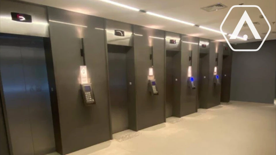 LAJE CORPORATIVA EM PIHEIROS- LOCAÇÃO