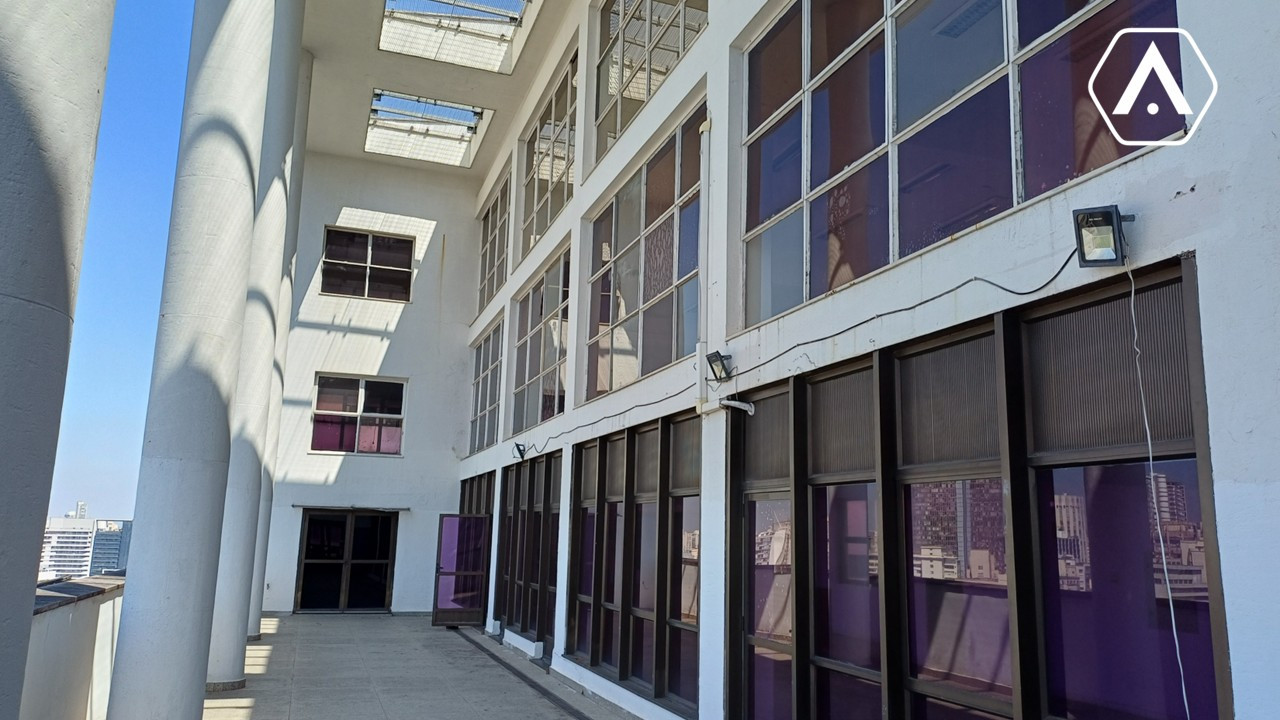 LAJES  CORPORATIVAS  NO CENTRO - LOCAÇÃO  - 2760 M²