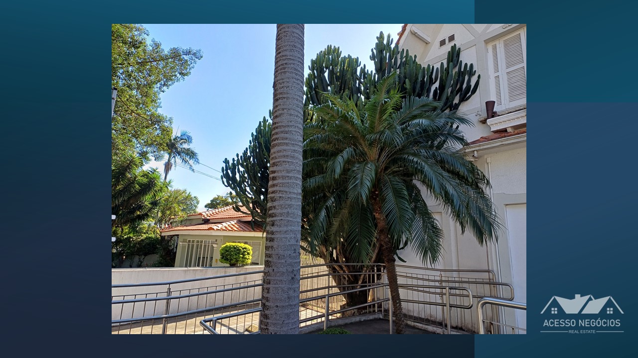 PONTO COMERCIAL MULTIUSO - 700 M²  - COM ELEVADOR  - 17 VAGAS - D913