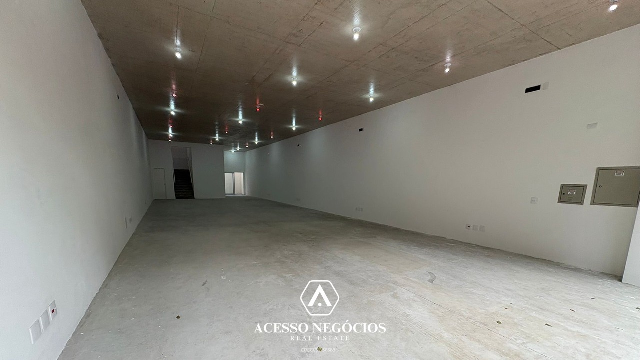 PONTO COMERCIAL PINHEIROS - 615 M² - 3 PISOS - FE090