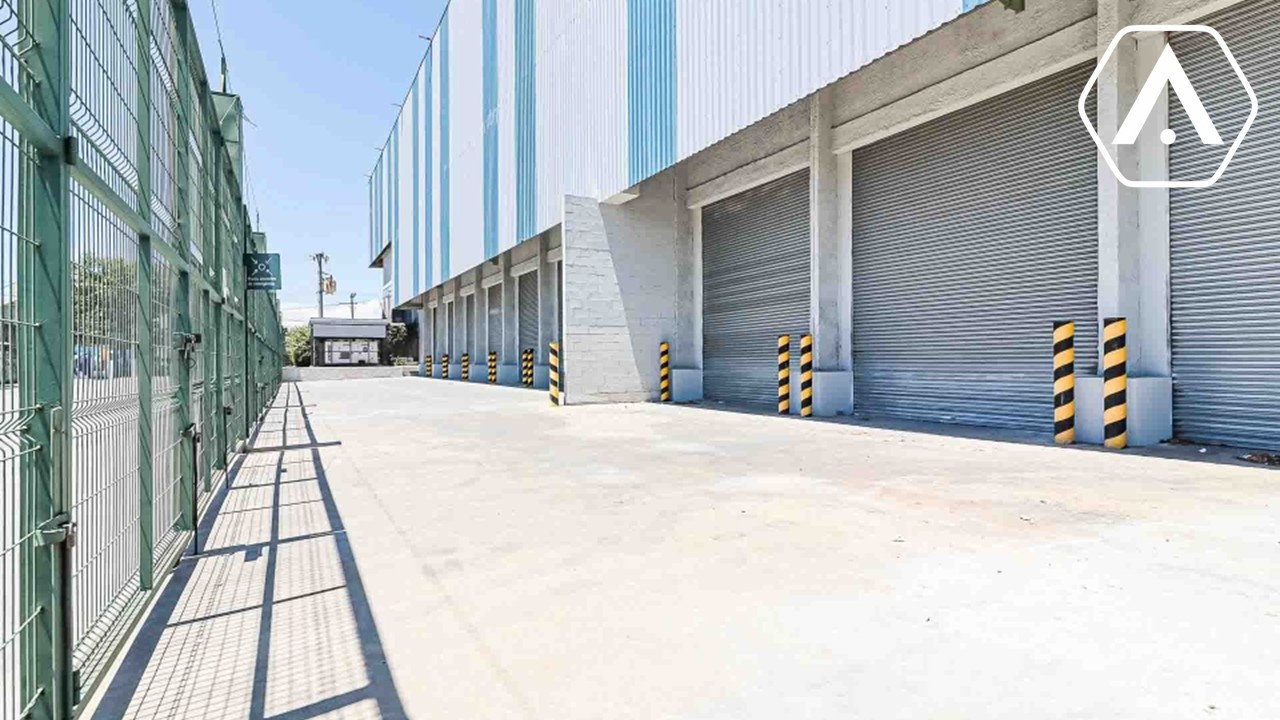 GALPÃO NO JAGUARÉ - 7000 M² - LOCAÇÃO