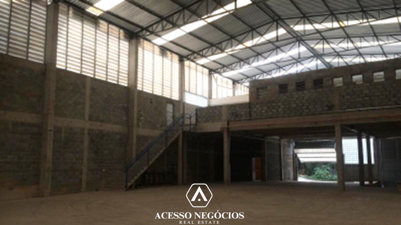 GALPÃO EM SANTANA DO PARNAÍBA - 2200 M² - CO125