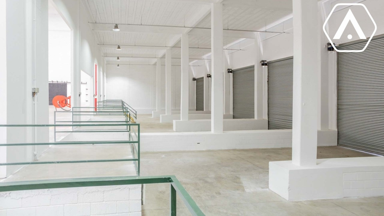 GALPÃO NO JAGUARÉ - 7000 M² - LOCAÇÃO