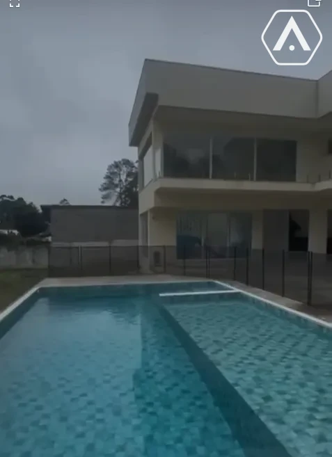 Imagens do imóveis CASA DE CONDOMÍNIO-  VARGEM GRANDE - VENDA