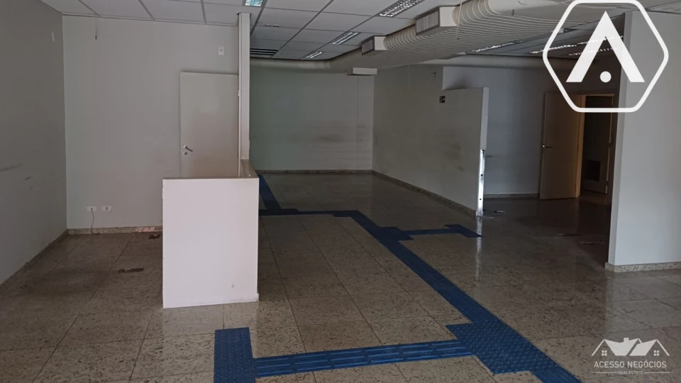 IMOVEL COMERCIAL NO ALTO DE PINHEIROS - LOCAÇÃO  - 569 M²