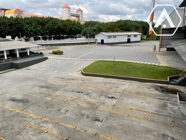 GALPÃO MONOUSUÁRIO NA V LEOPOLDINA - LOCAÇÃO  ABL  7688M²