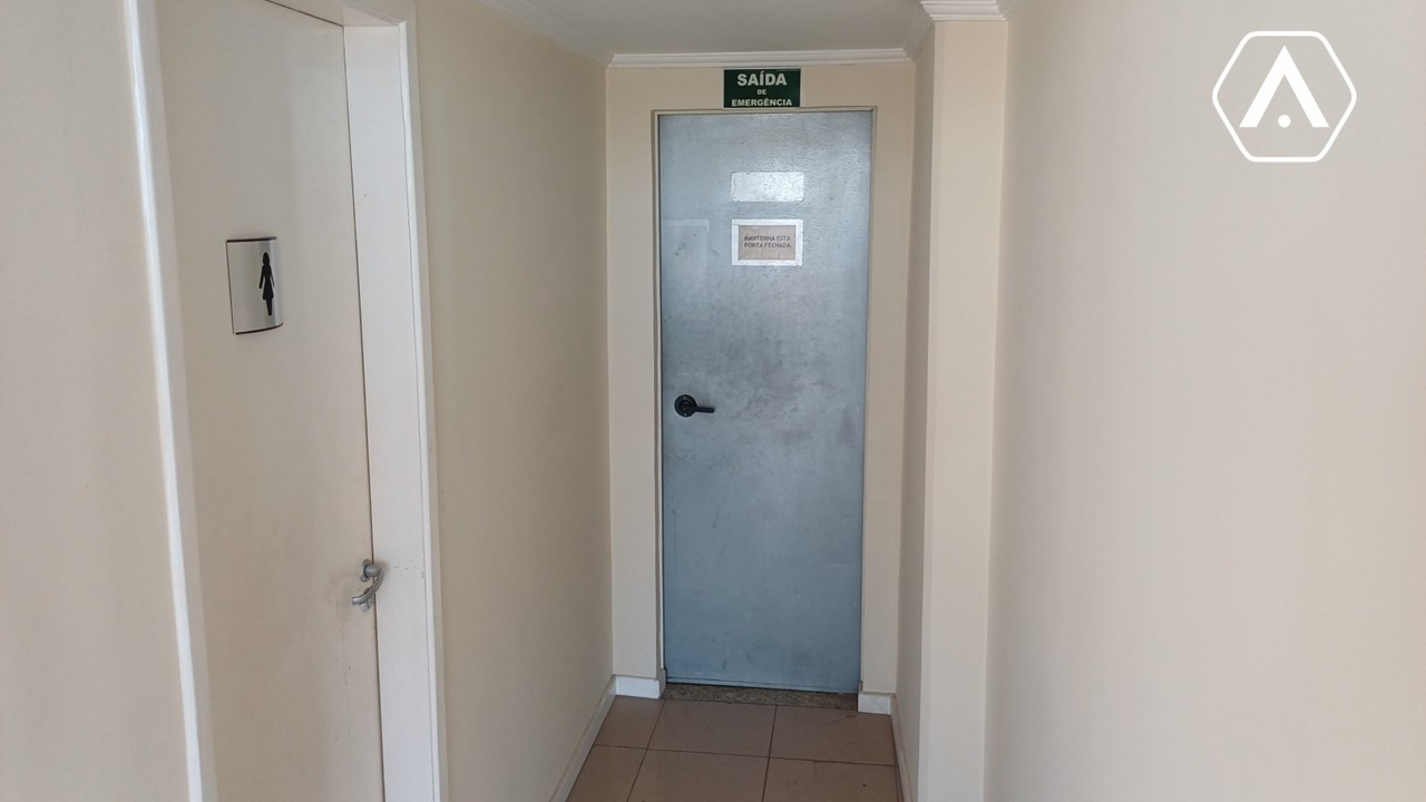 LAJES  CORPORATIVAS  NO CENTRO - LOCAÇÃO  - 2760 M²