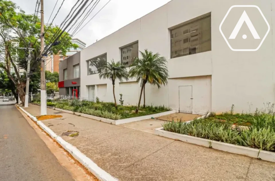 Imagens do imóveis IMOVEL COMERCIAL MULTIUSO - LOCAÇÃO