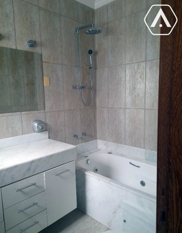 Imagens do imóveis CASA TÉRREA   -VENDA E LOCAÇÃO
