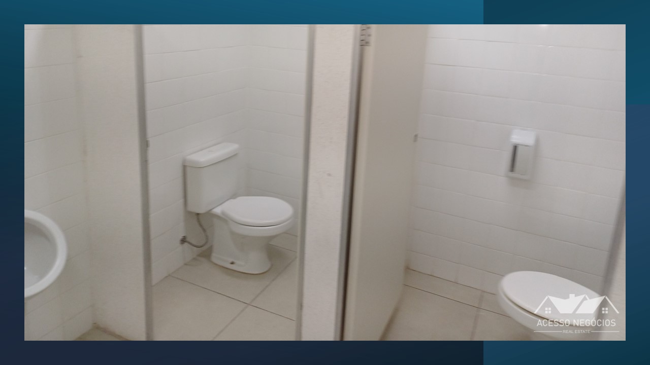 PONTO COMERCIAL MULTIUSO - 700 M²  - COM ELEVADOR  - 17 VAGAS - D913