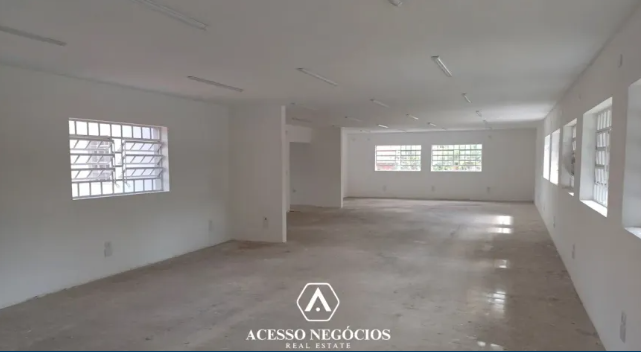 IMÓVEL COMERCIAL NO ALTO DE PINHEIROS - 740 M² - D032