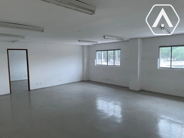 GALPÃO MONOUSUÁRIO NA V LEOPOLDINA - LOCAÇÃO  ABL  7688M²