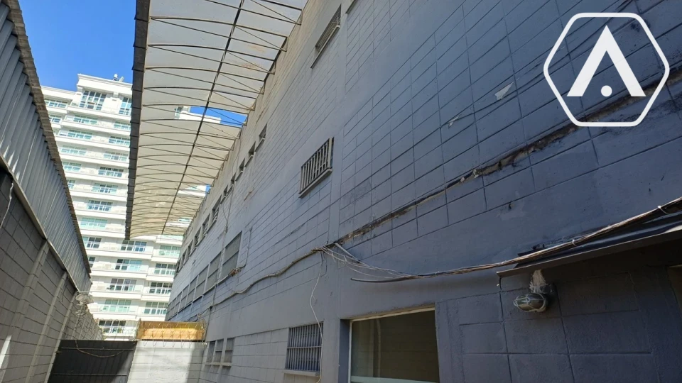 PRÉDIO  MONOUSUÁRO - VILA LEOPOLDINA -LOCAÇÃO