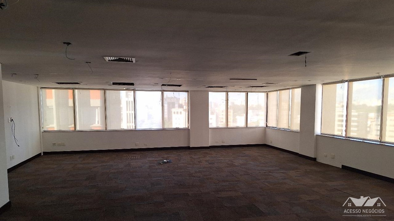 LAJE CORPORATIVA MOBILIADA NO ITAIM - 514 M² - 8 VAGAS- CO922