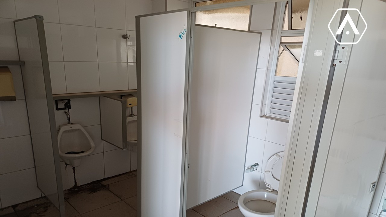 LAJES  CORPORATIVAS  NO CENTRO - LOCAÇÃO  - 2760 M²