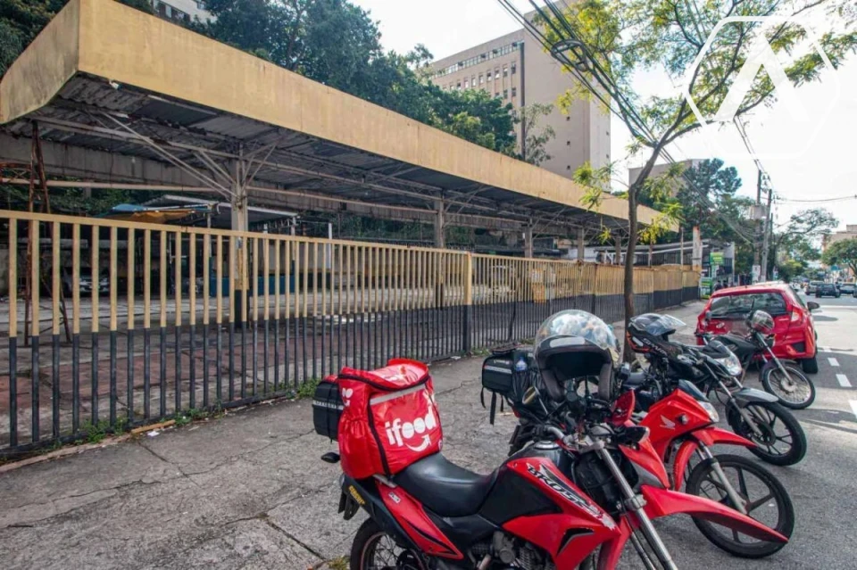 TERRENO  1067 M²  - LOCAÇÃO