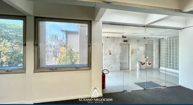 EDIFÍCIO COMERCIAL   NO MORUMBI - 4004 M² - VENDA E LOCAÇÃO D061