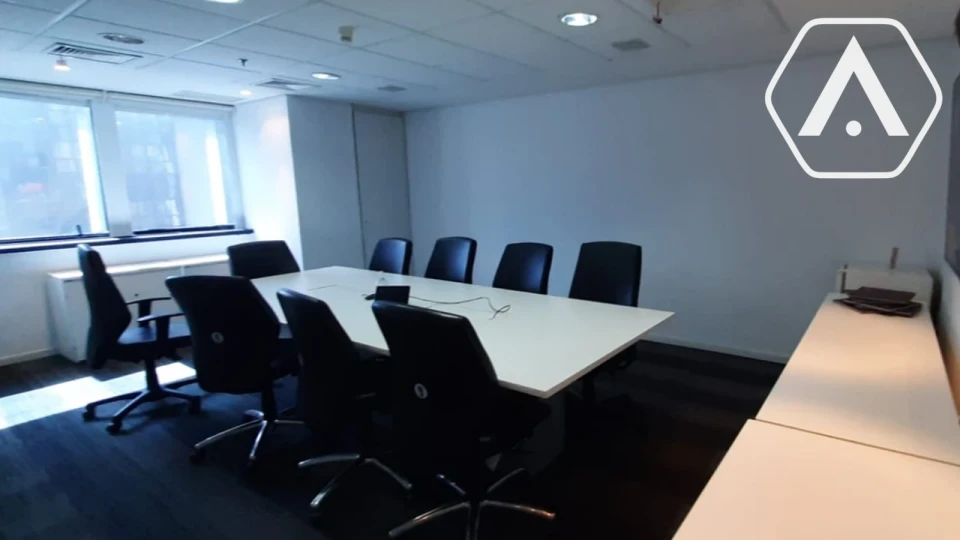 LAJE CORPORATIVA EM PIHEIROS- LOCAÇÃO