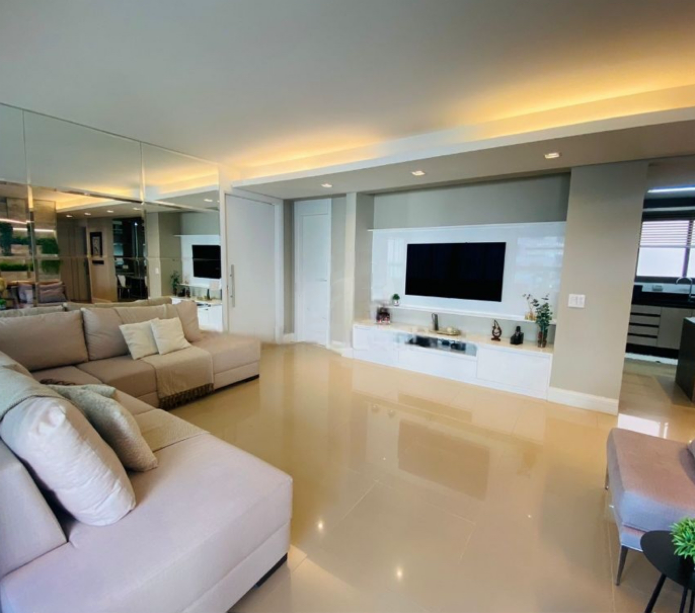 EDIFÍCIO MAISON VEYRON Imagens do imóveis EDIFÍCIO MAISON VEYRON