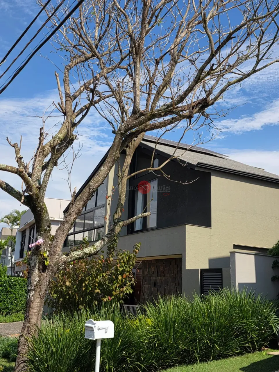 Imagens do imóveis Casa com 4 Suítes e 300 m² no Alphaville 2 em Londrina