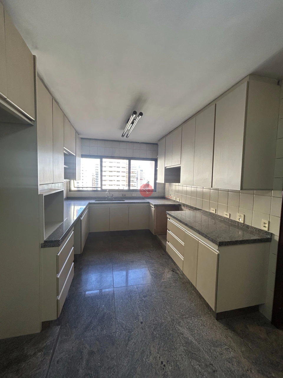 Imagens do imóveis EDIFICIO JABUR