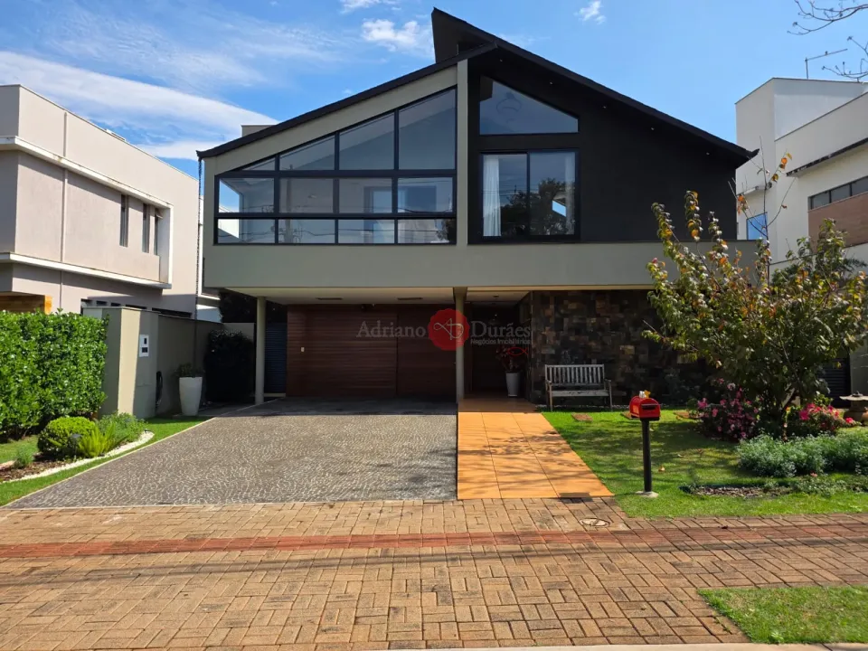 Imagens do imóveis Casa com 4 Suítes e 300 m² no Alphaville 2 em Londrina