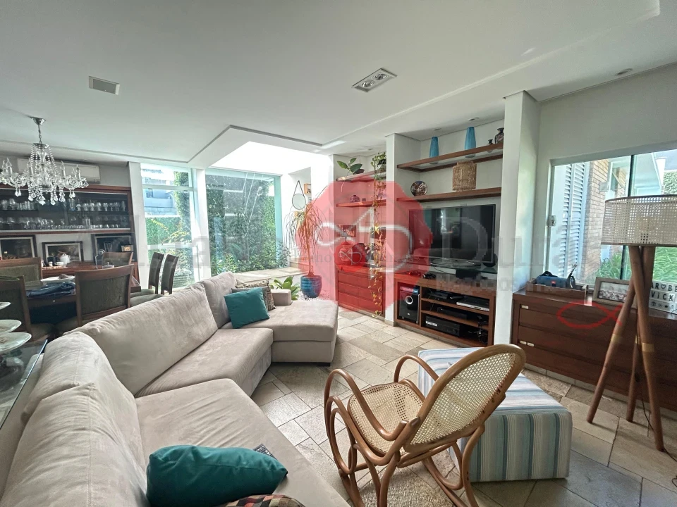 Condomínio Royal Park