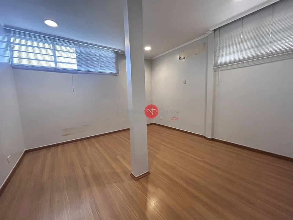 Avenida Maringá - Comercial