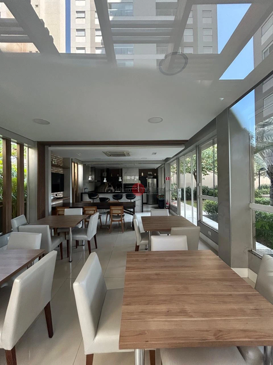 EDIFICIO VICTORIA PARQUE