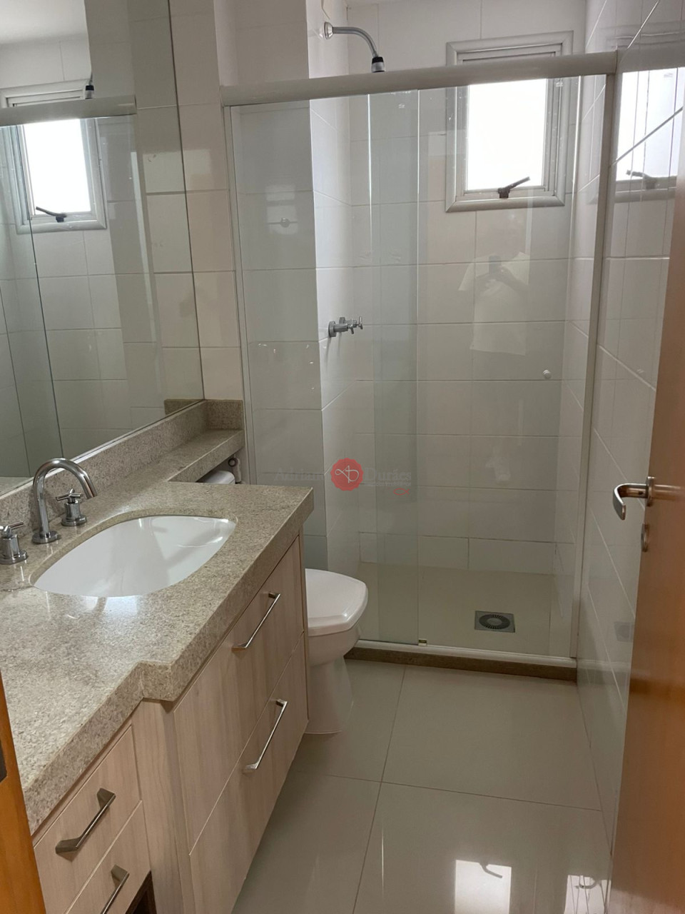 EDIFÍCIO POTY LAZZAROTO Imagens do imóveis EDIFÍCIO POTY LAZZAROTO