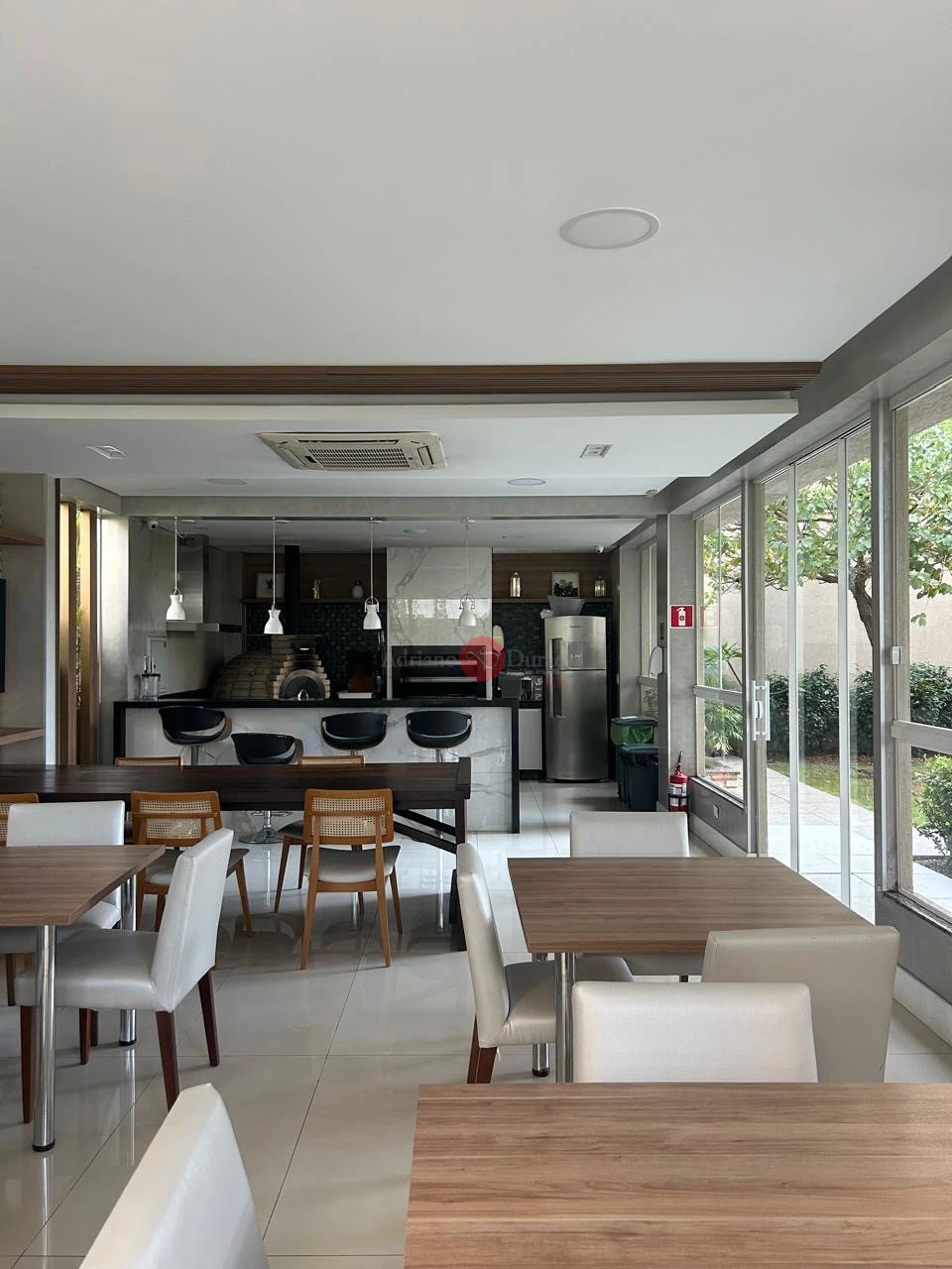 EDIFICIO VICTORIA PARQUE