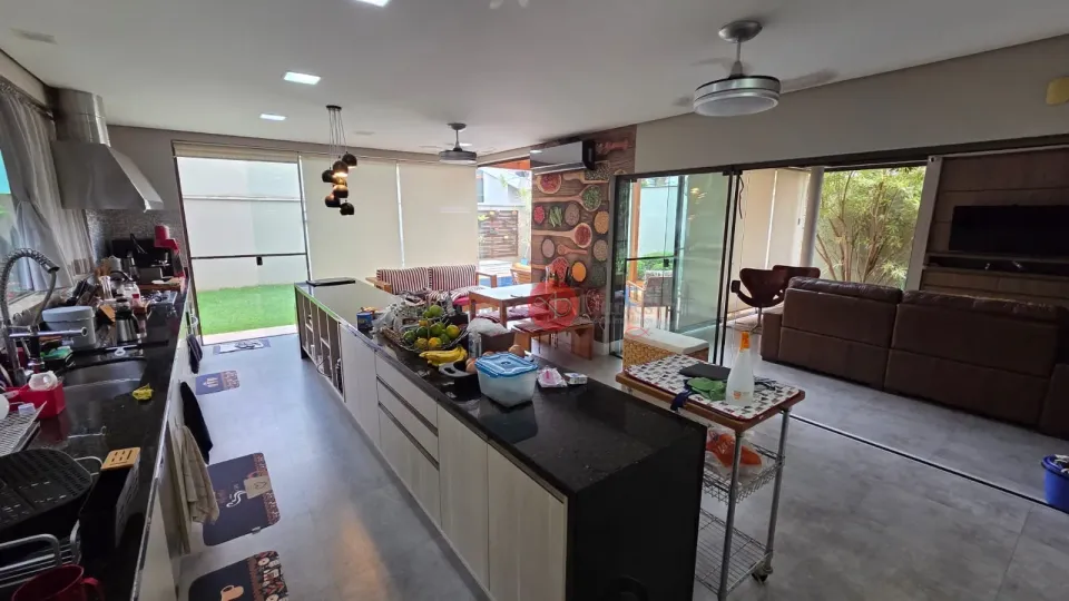 Imagens do imóveis Casa com 4 Suítes e 300 m² no Alphaville 2 em Londrina