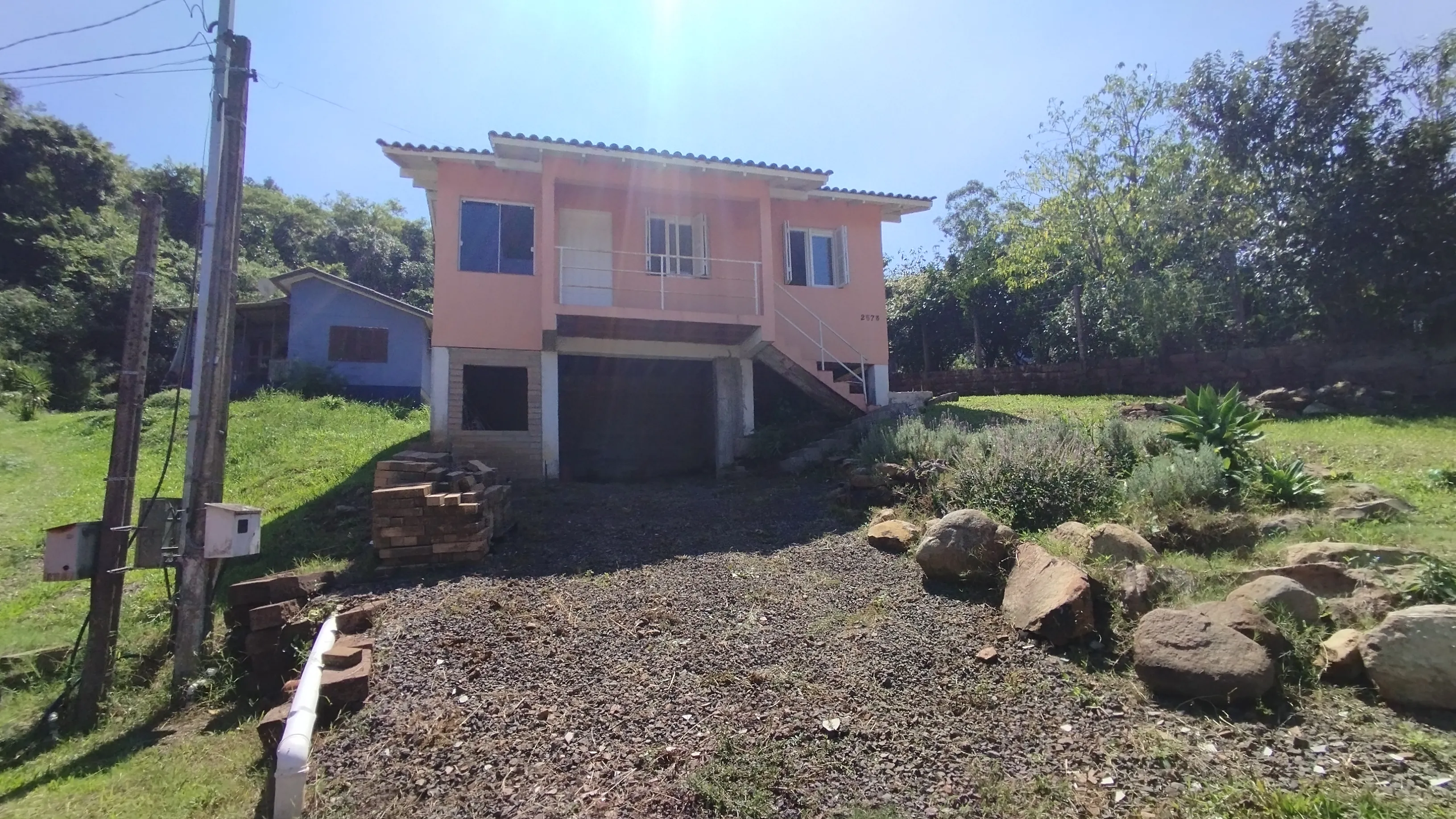 Casa com amplo terreno para locação no bairro Esperança em Picada Café na Serra Gaúcha