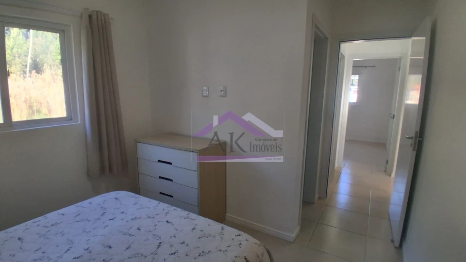 Casa com 1 suíte e com excelente localização, à venda em Picada Café, na Serra Gaúcha