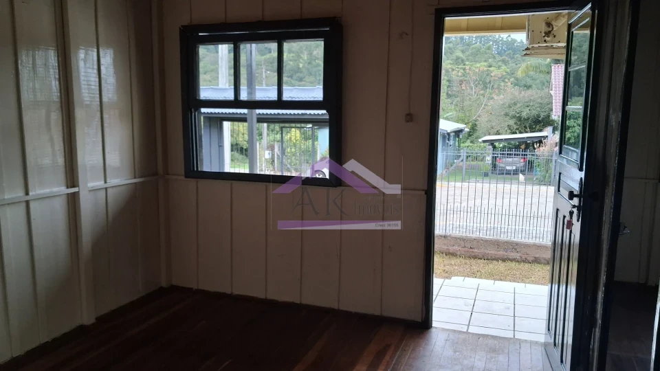 Imagens do imóveis Casa com 3 quartos para locação próxima à BR-116, na cidade de Picada Café