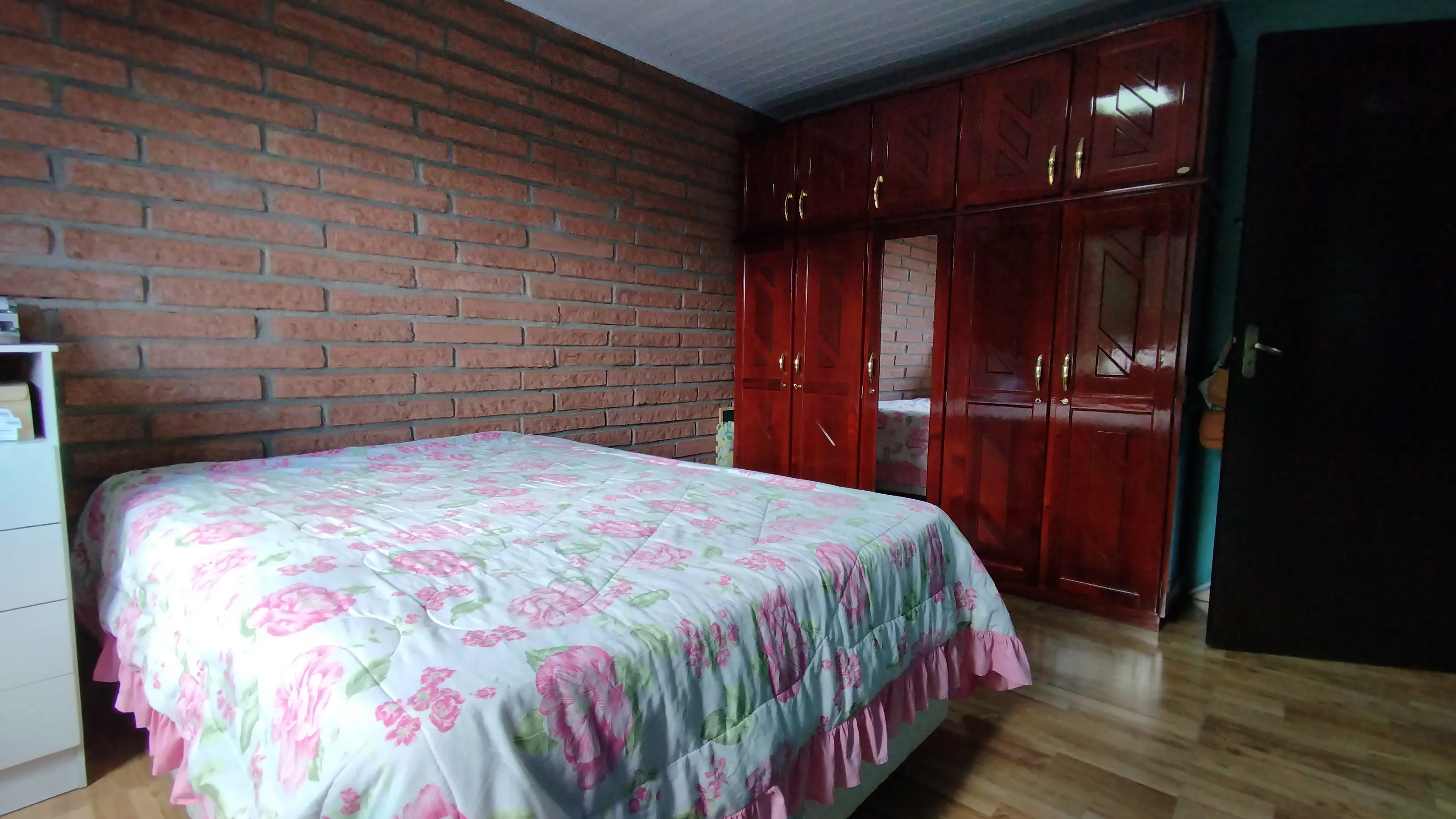 Casa térrea à venda no bairro joaneta em Picada Café, na Serra Gaúcha
