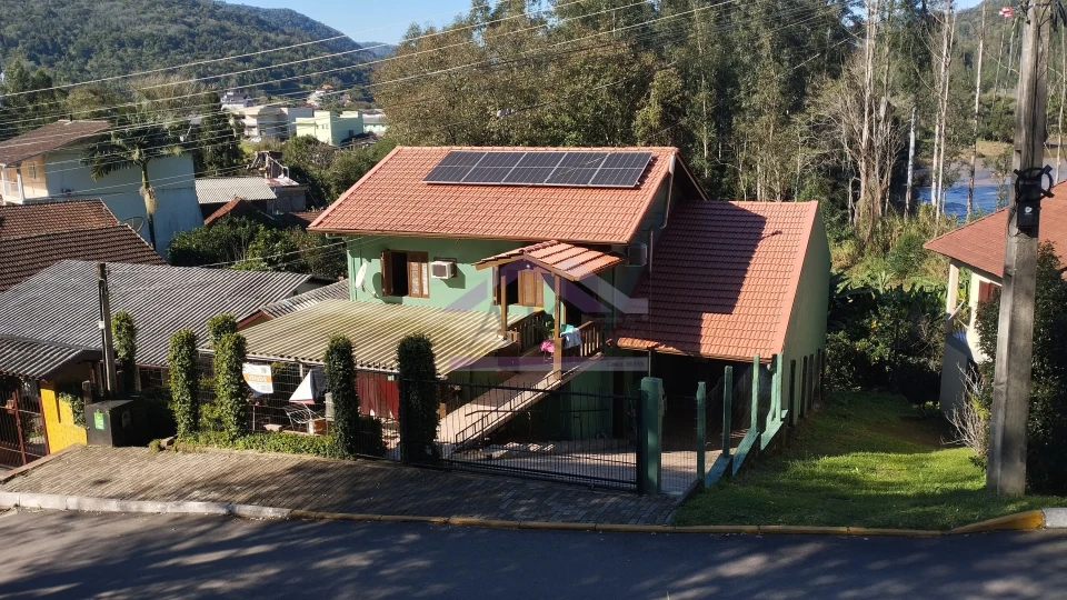 Casa com 3 quartos à venda em Picada Café na Serra Gaúcha