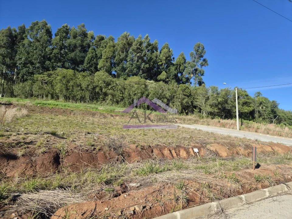 Excelente terreno de esquina à venda no Bairro Pinhal Alto, em Nova Petrópolis, na Serra Gaúcha