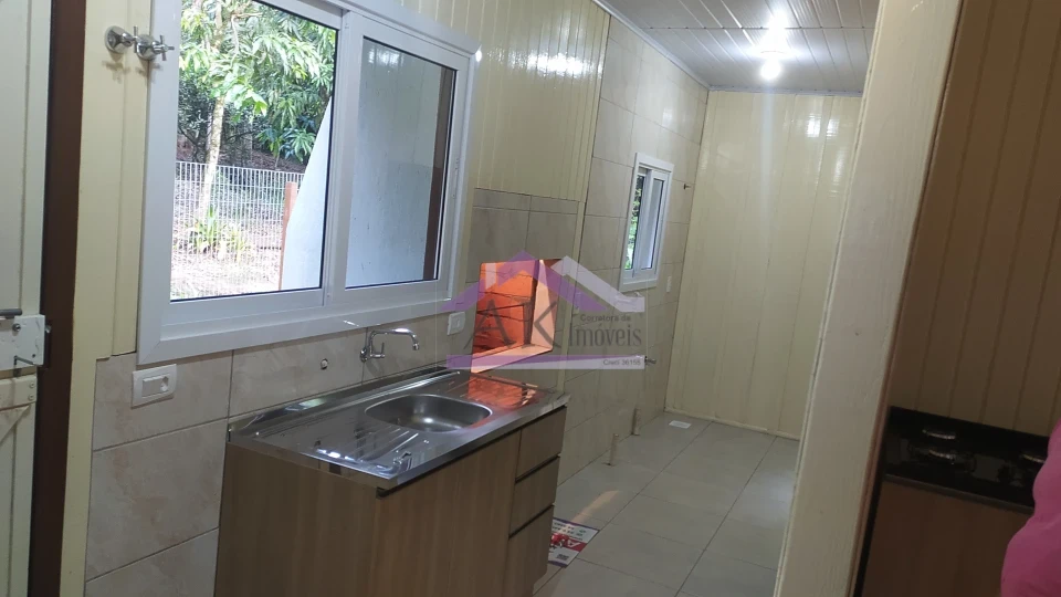 Aconchegante casa com dois dormitórios para locação no bairro Joaneta, em Picada Café, na Serra Gaúcha