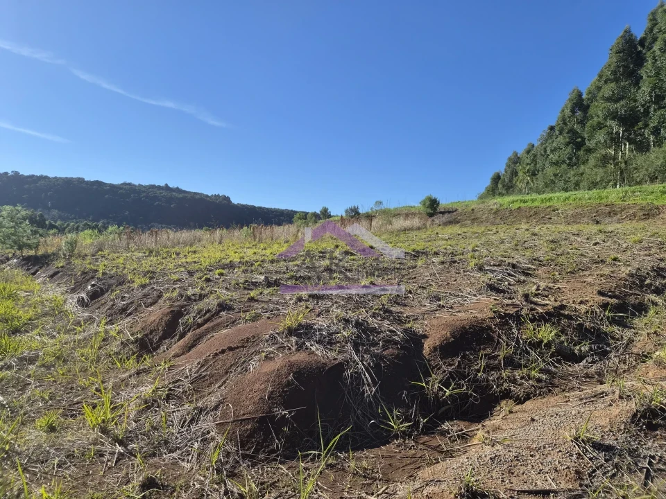 Excelente terreno de esquina à venda no Bairro Pinhal Alto, em Nova Petrópolis, na Serra Gaúcha