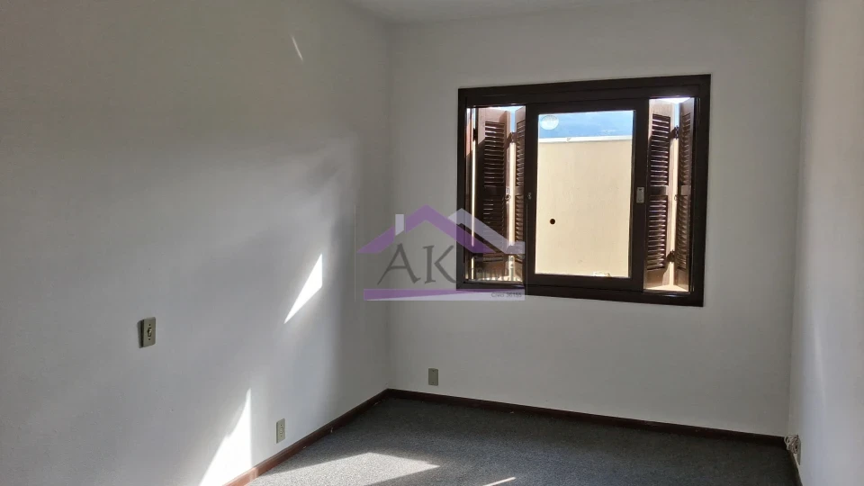 Apartamento com três quartos para locação no Centro de Picada Café, na Serra Gaúcha