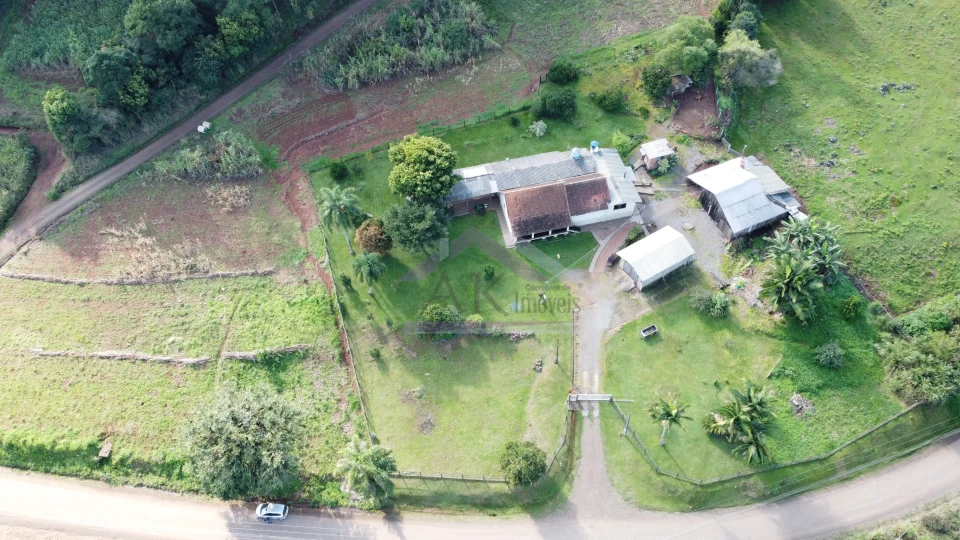Sítio com estrutura completa à venda em Picada Café na Serra Gaúcha