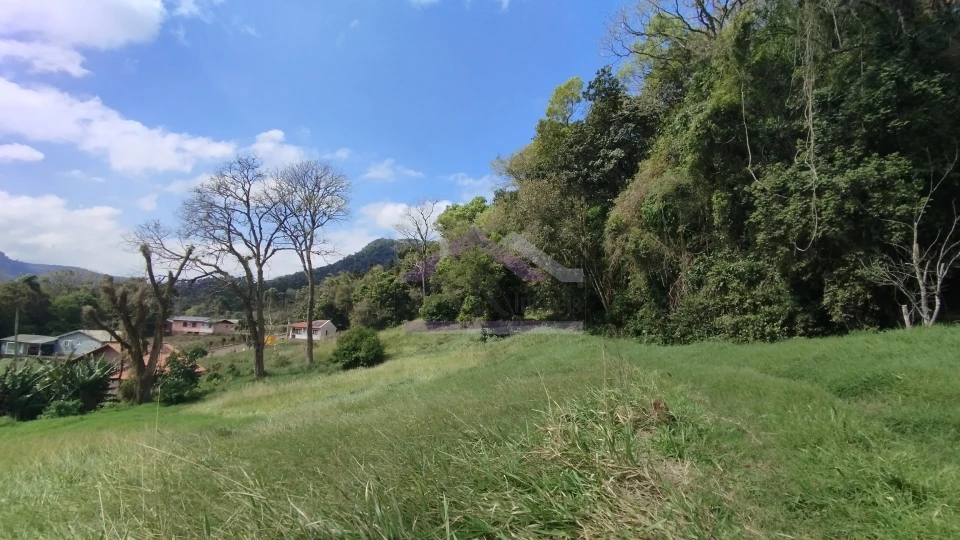 Imagens do imóveis Área de terra com vista panorâmica à venda próxima ao centro de Picada Café na Serra Gaúcha