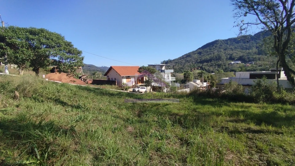 Imagens do imóveis Excelente Terreno À Venda no Centro de Picada Café na Serra Gaúcha