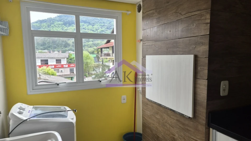 Apartamento semimobiliado, com 2 quartos para locação, no Centro de Picada Café na Serra Gaúcha